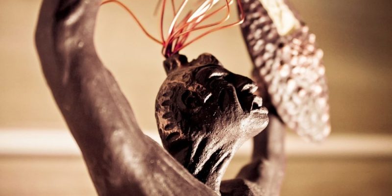 figura de madera del culto candomblé